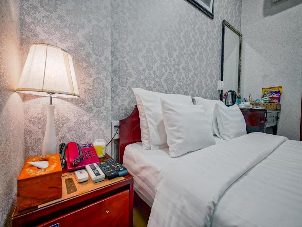 Hạng Phòng Cao Cấp A25 25 Trương Định Hotel