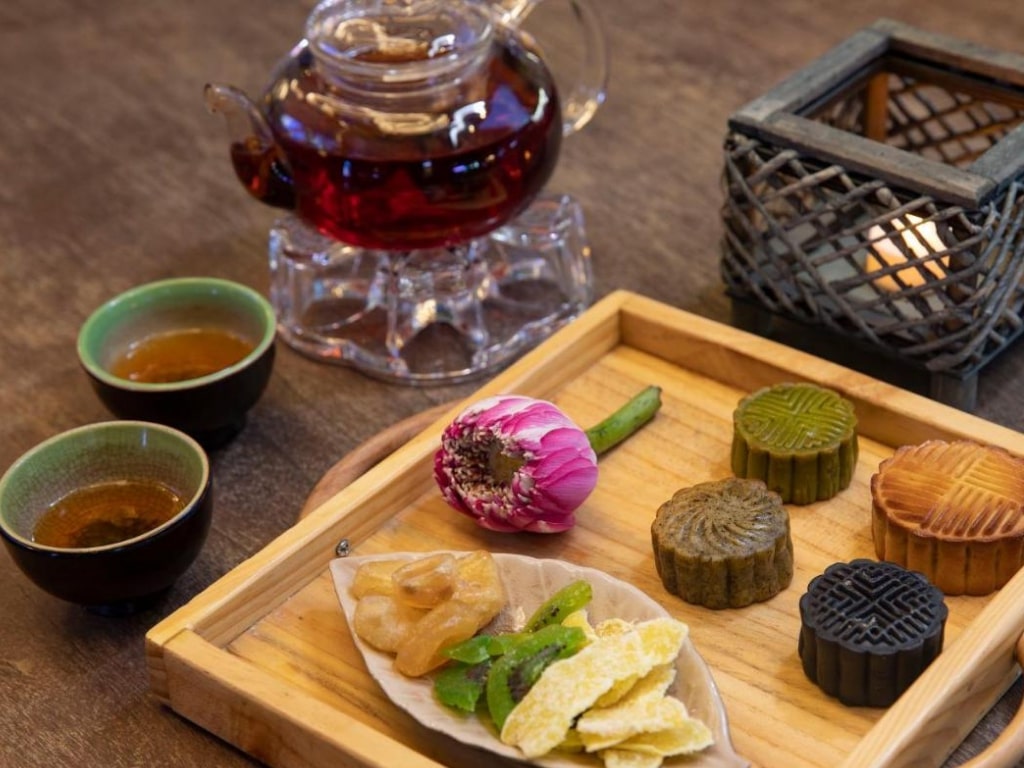 Trà Và Bánh Ngọt  A - Em 46 Hai Bà Trưng