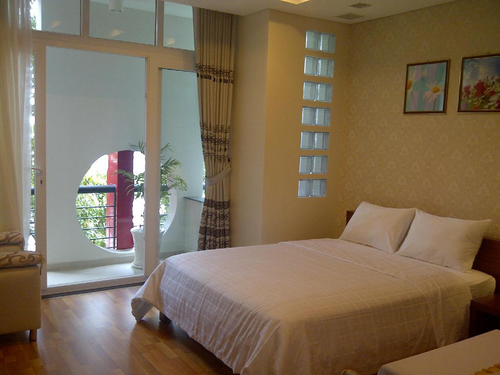 Phòng VIP Khách sạn Anh Đào Mekong
