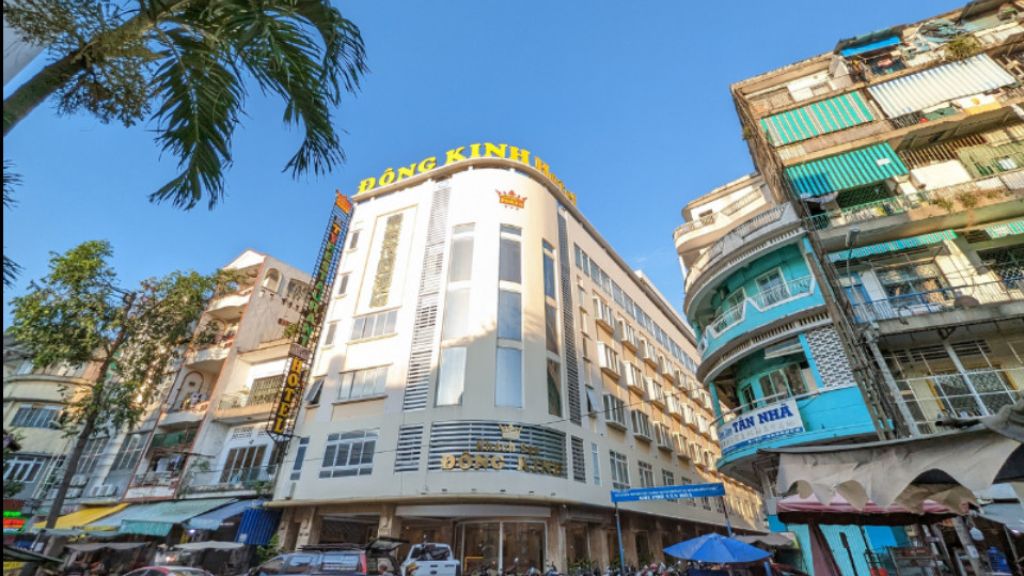 View Khách sạn Đông Kinh Sài Gòn