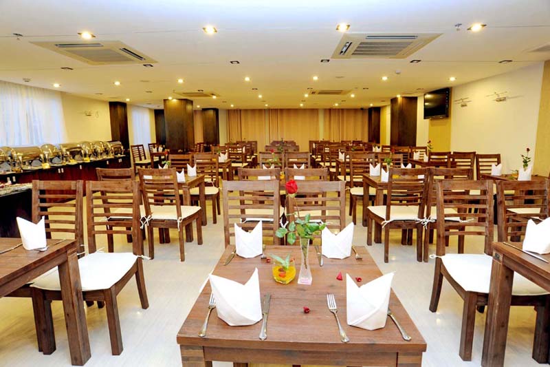 Nhà Hàng Buffet Hà Nội Golden Hotel Nha Trang