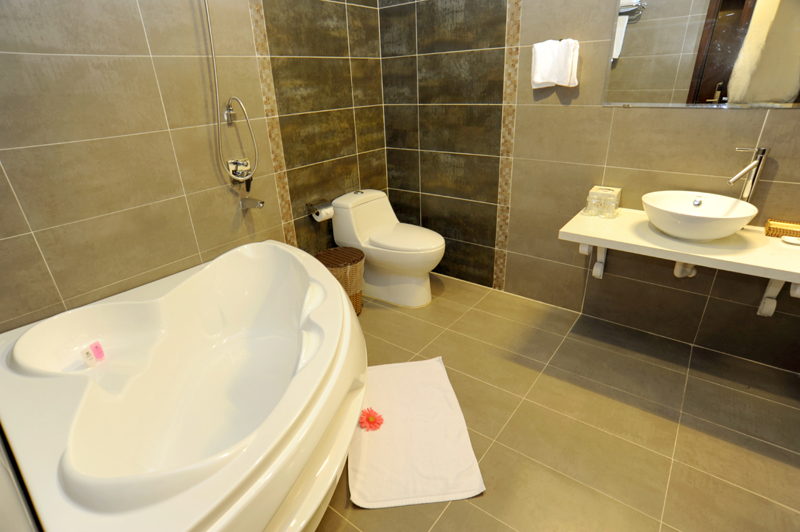 Phòng Tắm -  Phòng Suite