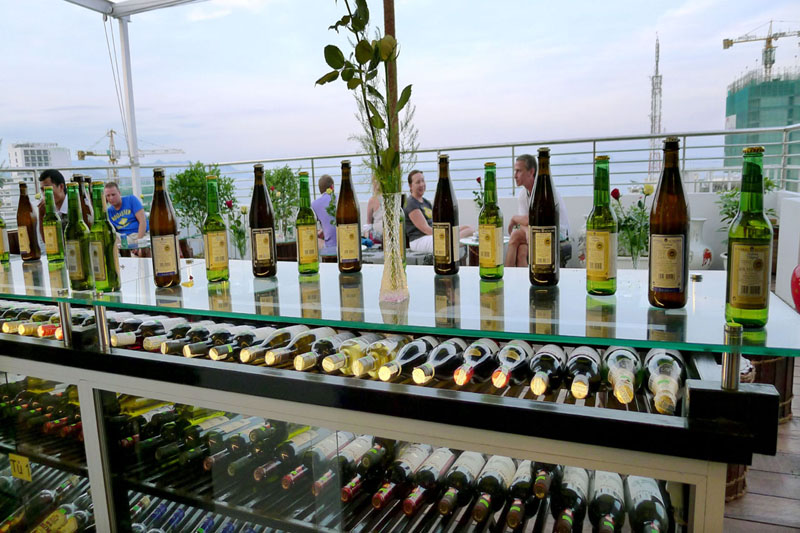 Quầy Bar Hà Nội Golden Hotel Nha Trang