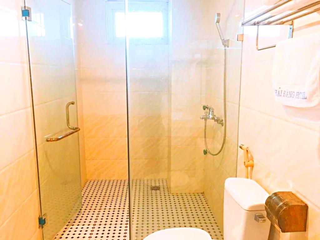 Phòng tắm tại hạng phòng VIP Khách sạn Hải Đăng