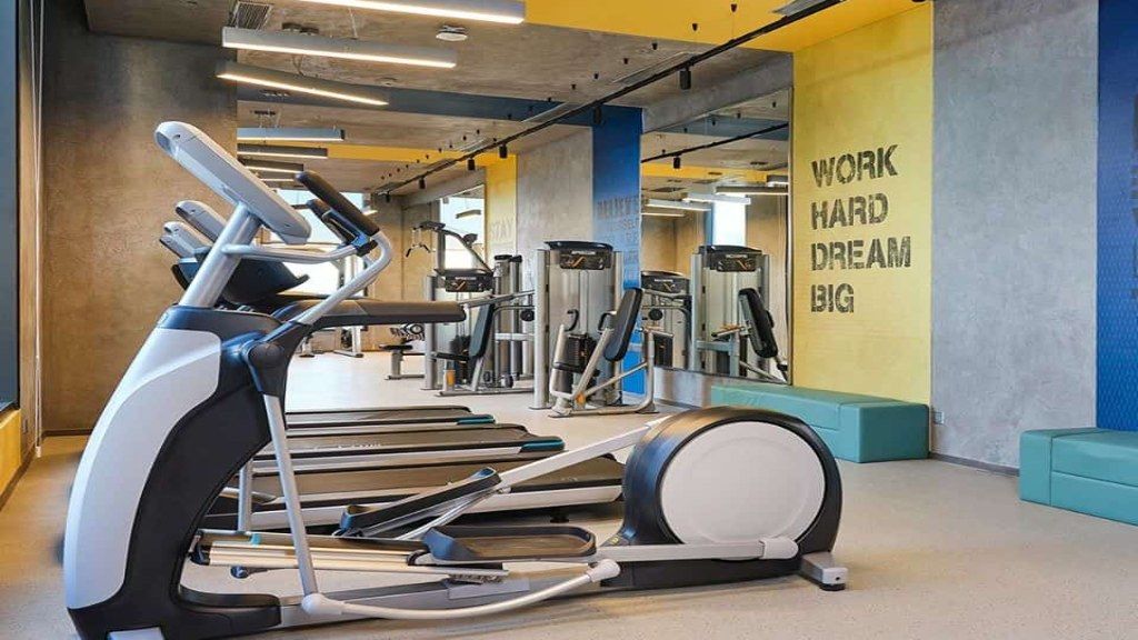 Phòng Gym đầy đủ máy móc