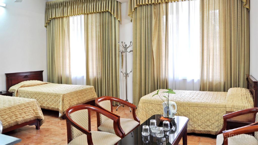 Không gian trong phòng Standard Triple