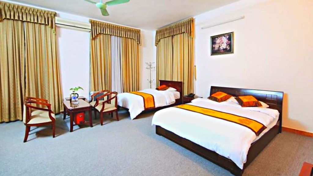 Không gian rộng rãi của phòng Superior Triple