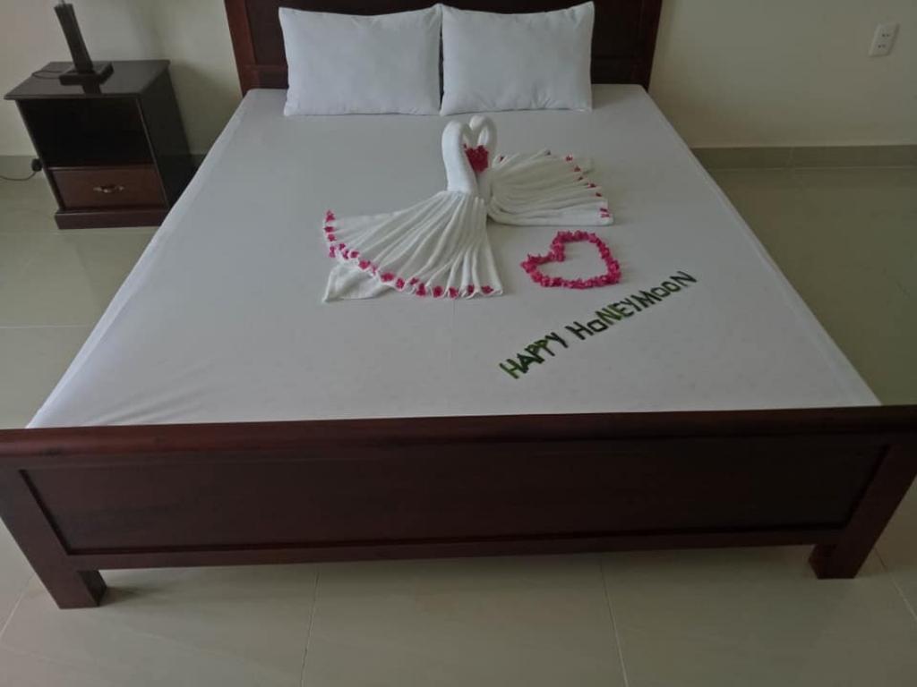 Phòng 1 giường đôi tại khách sạn Minh Đạm