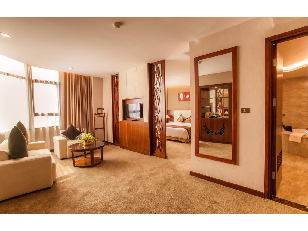Phòng Executive Suite Khách sạn Mường Thanh Luxury Cần Thơ