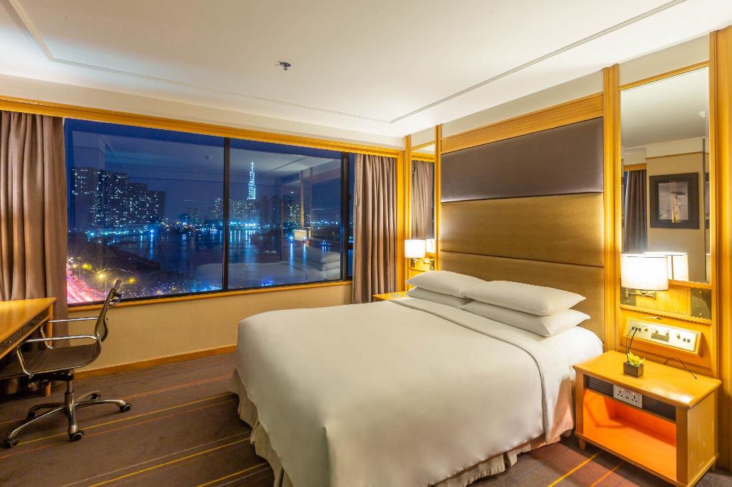 Deluxe Room River View