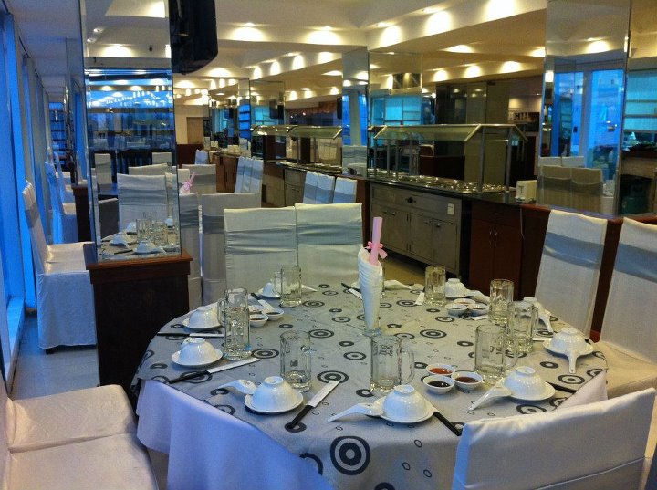 Nhà Hàng Sea Light