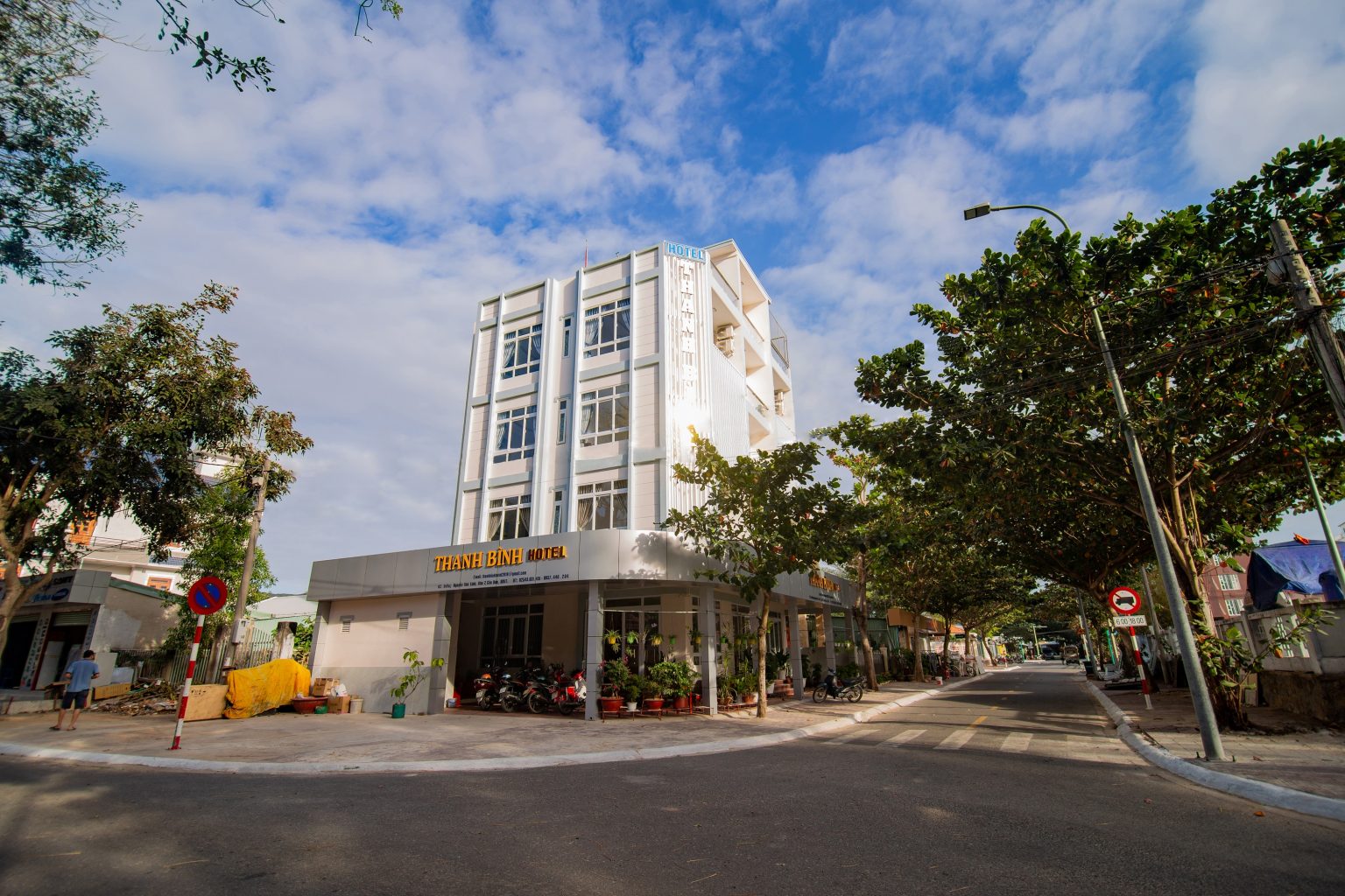 Khách sạn Thanh Bình Côn Đảo over view