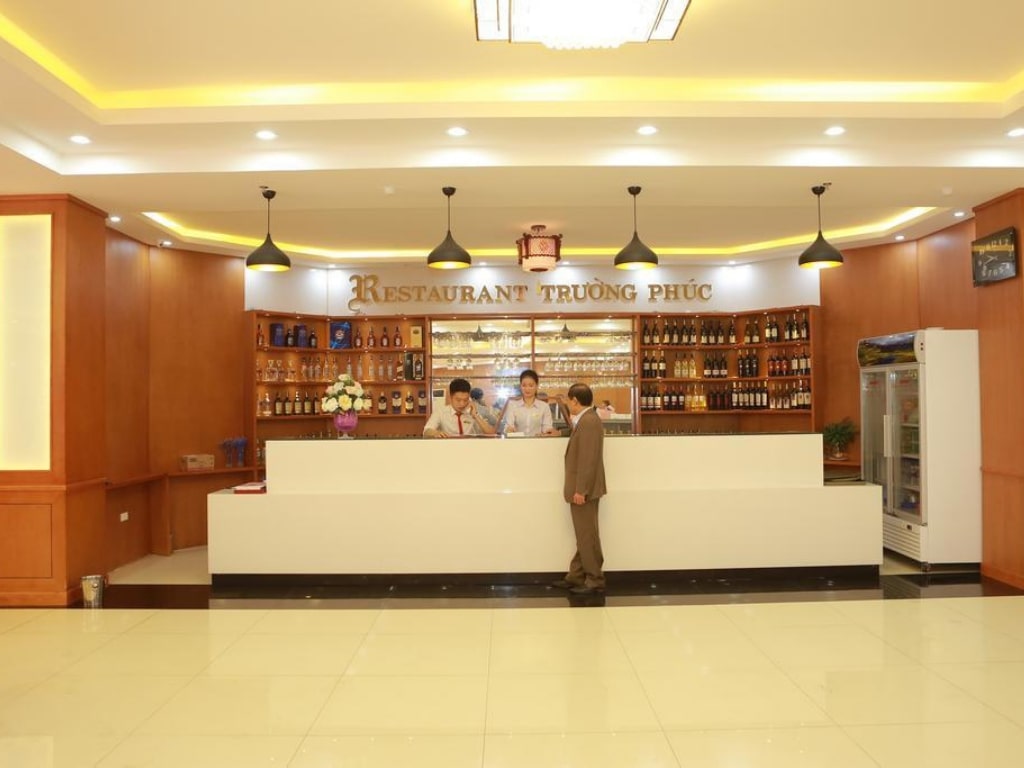 Nhà Hàng Trường Phúc Khách Sạn Thượng Hải - Vinh