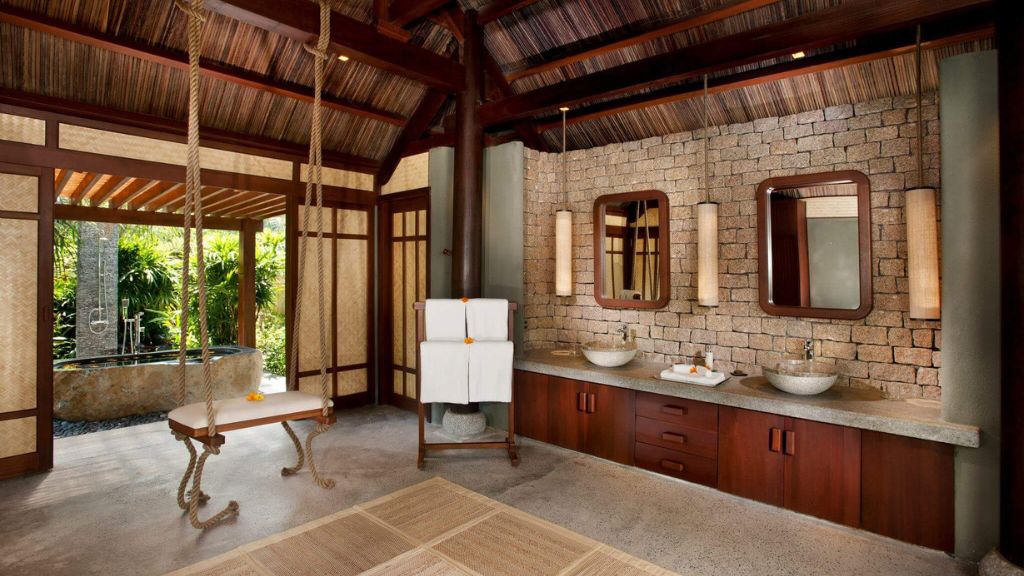 Phòng tắm thiết kế màu nâu gỗ làm chủ đạo