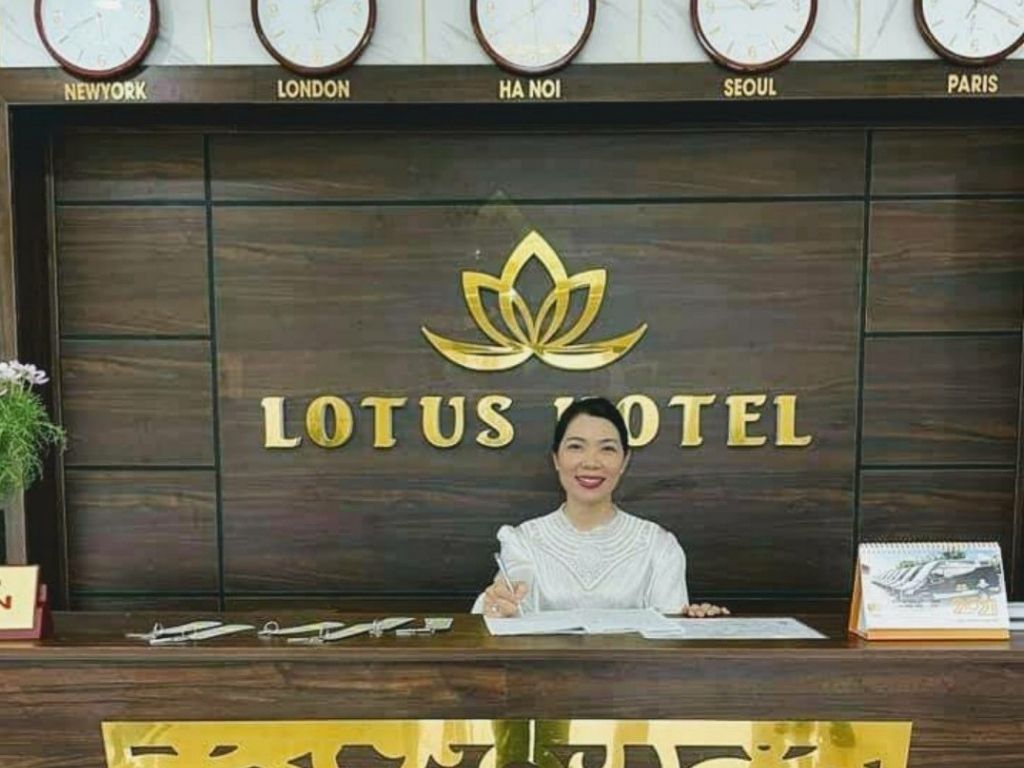 Sảnh Lotus Hotel 3*