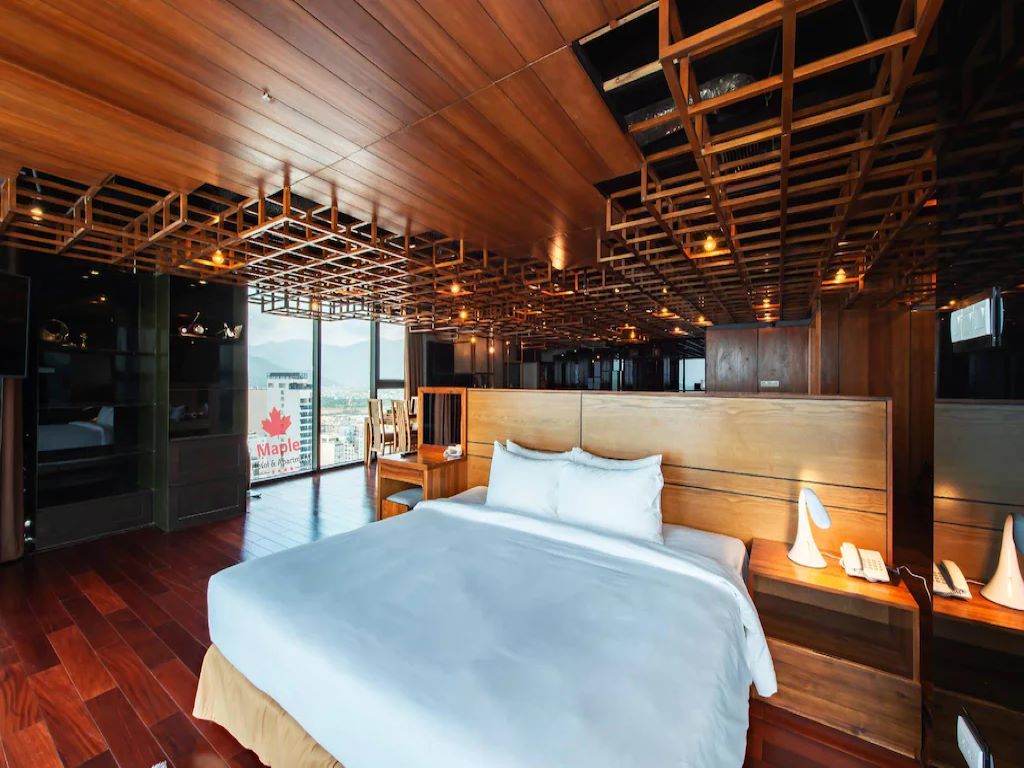 Premium Suite with Ocean view Room Khách Sạn Maple Hotel & Apartment Nha Trang 4*