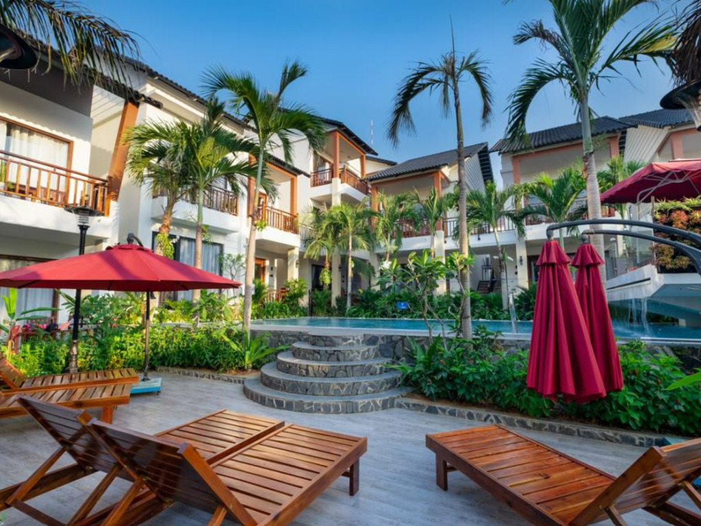 Cảnh Quan Hoàng Hôn Tại Melica Resort Phú Quốc