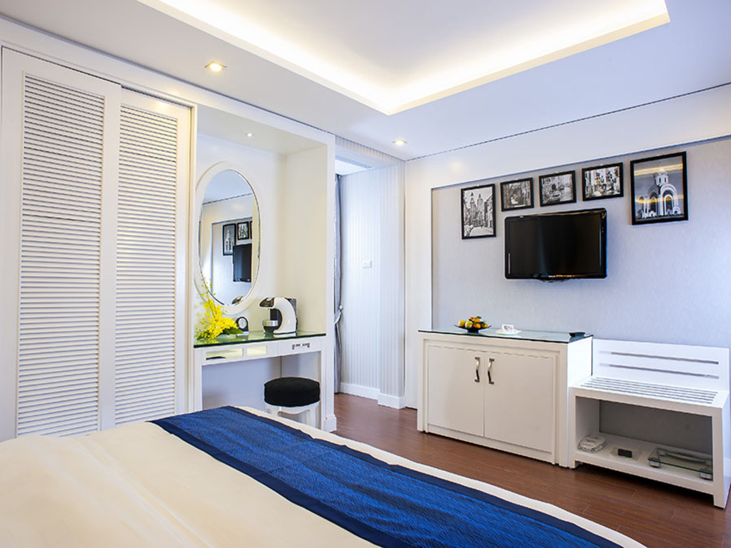 Phòng Deluxe Twin with Windows Hà Nội Minerva Church Hotel