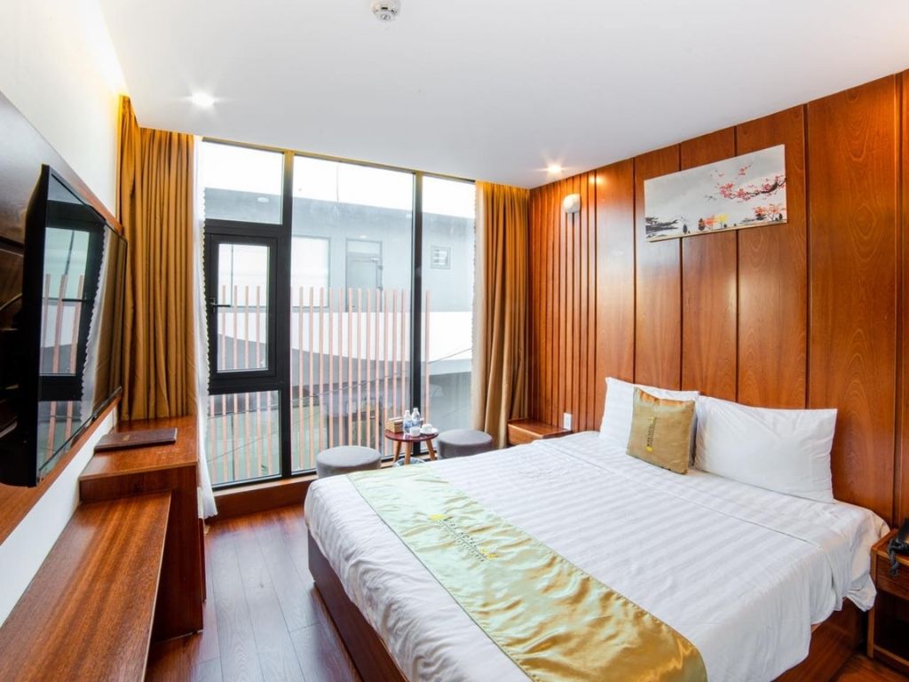 Phòng Deluxe Double Sea View tại Ngô Mây Mira