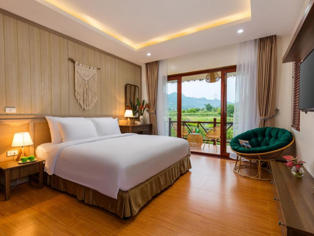 Phòng Premium Bungalow Streamside Tại Eco Garden Resort Mộc Châu