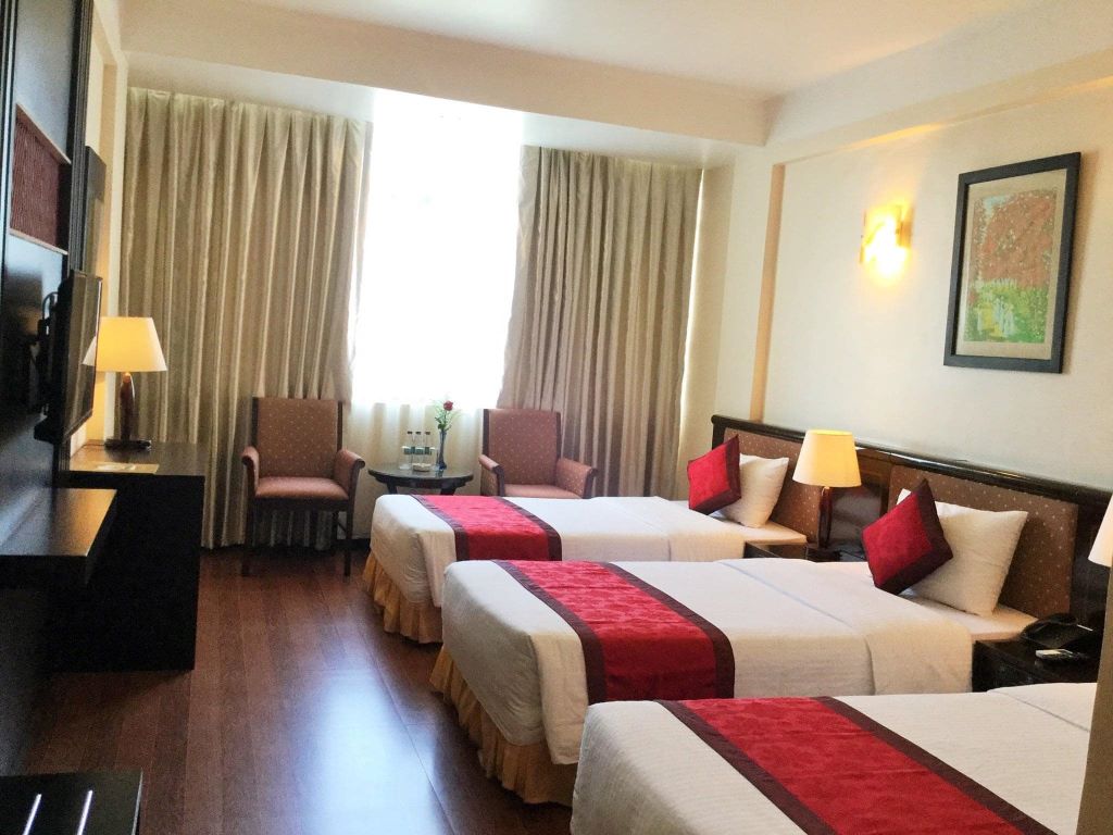 Phòng Superior Triple Mường Thanh Thanh Niên Vinh Hotel 3*