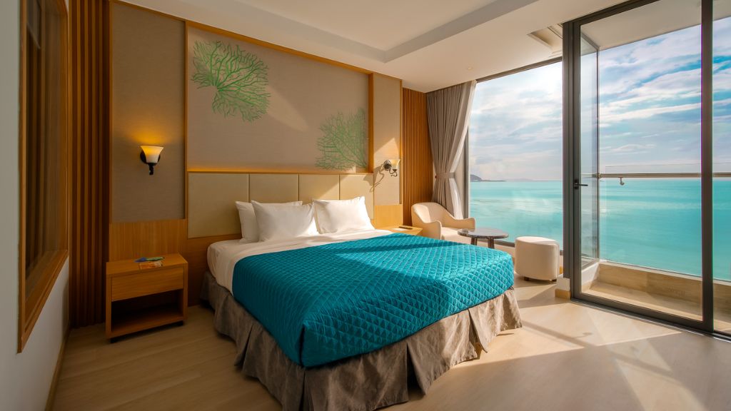 Phòng Premier Deluxe Sea View