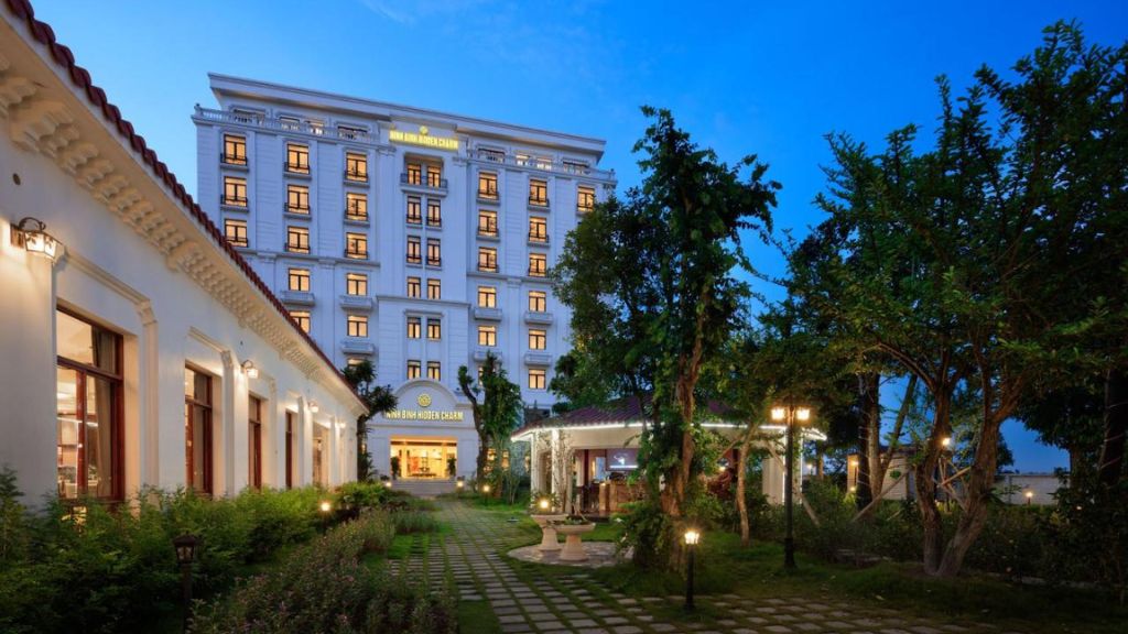 Toàn cảnh Ninh Binh Hidden Charm Hotel & Resort
