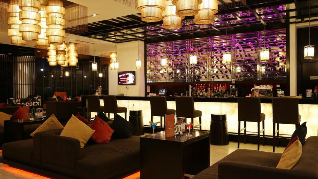 Lobby Lounge Bar
