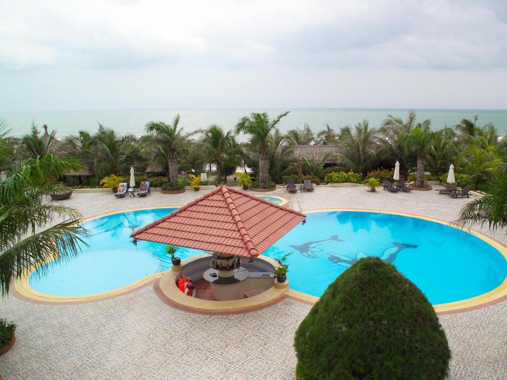 Hồ bơi Tại Phan Thiết Ocean Star Resort