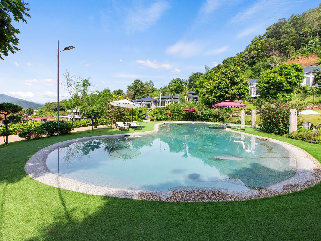 Hồ Bơi Resort Onsen Hoà Bình