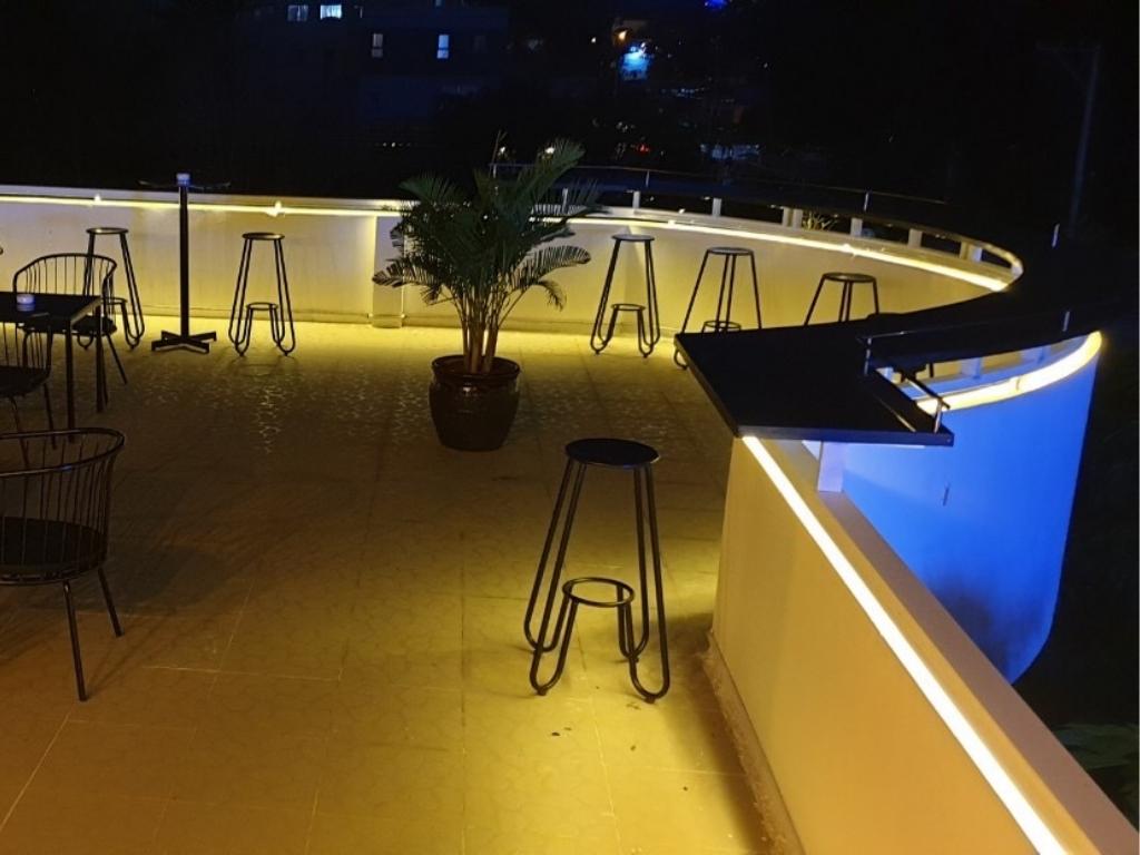 Rooftop Bar tại Ori Hotel