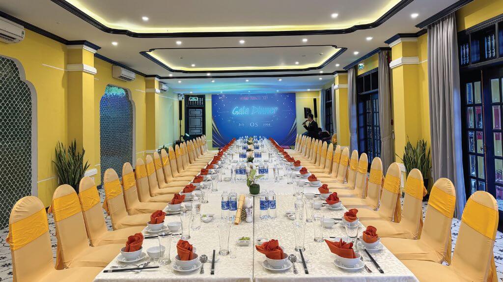 Không gian phòng hội nghị sang trọng