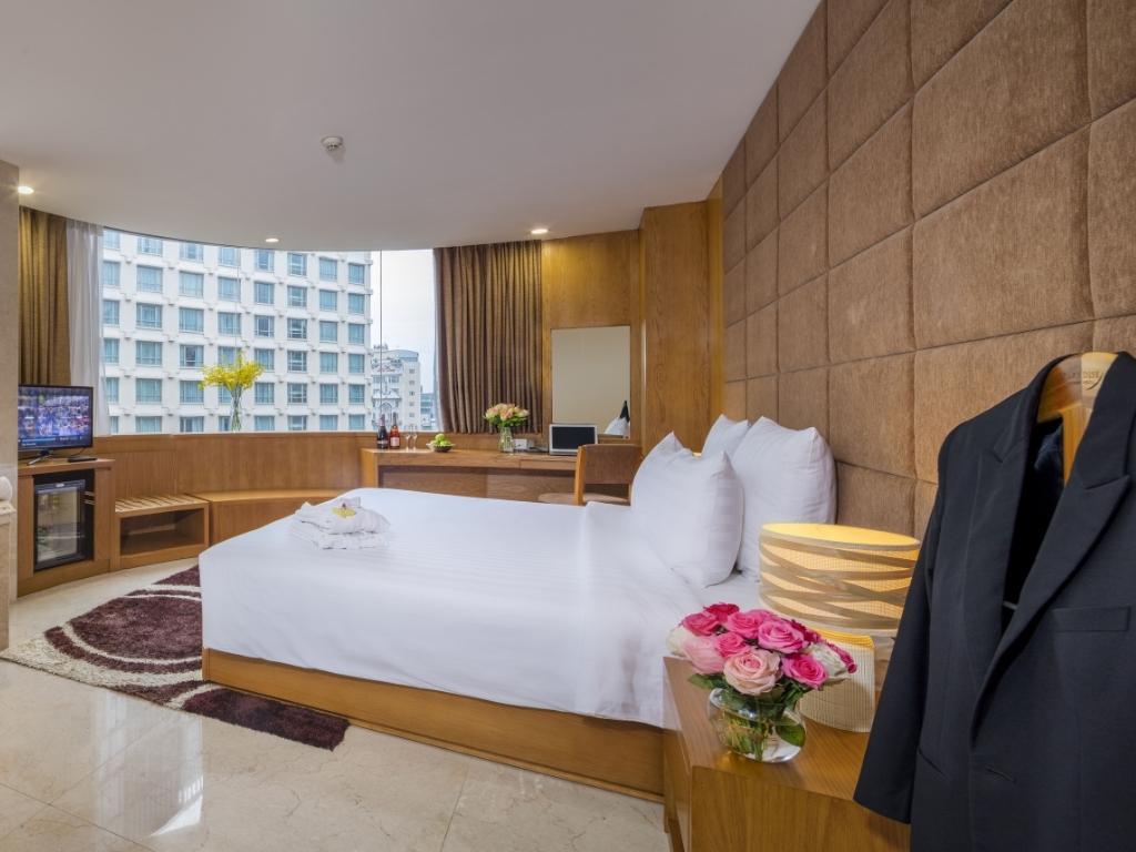Phòng Executive Suite tại Paradise Saigon Boutique Hotel & Spa