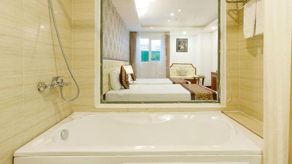 Phòng tắm được thiết kế tạo không gian thoải mái