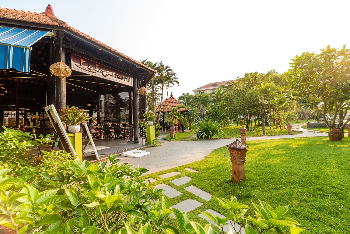 Lily Restaurant