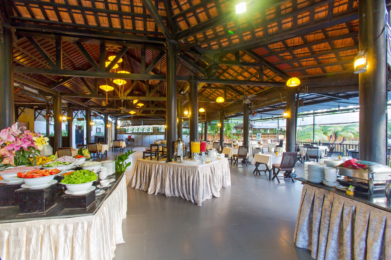 Nhà hàng phục vụ buffet