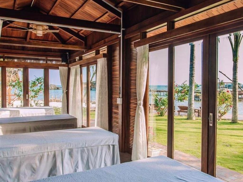 Dịch vụ Spa tại Rocks Beach Boutique Resort