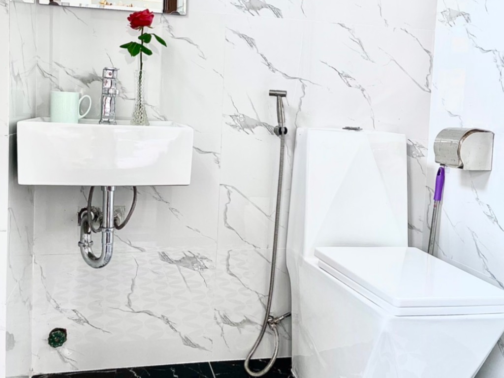 Phòng Tắm Phòng Deluxe Double Tại Phòng Nghỉ Rose Hotel Quảng Bình