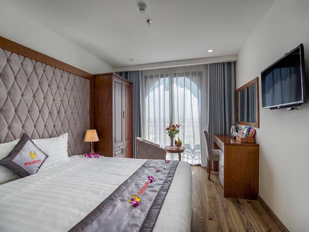 Superior Double with Balcony Tại Royal Charm Hotel 3*