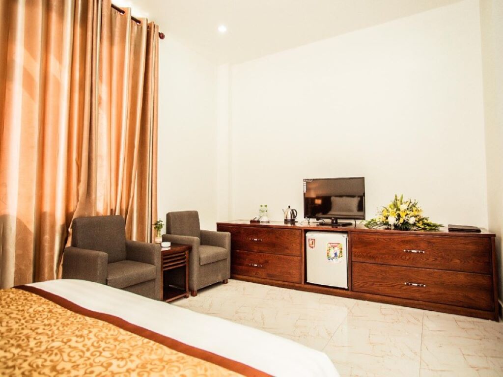 Phòng Deluxe Double Royal Hotel Ninh Bình 3*