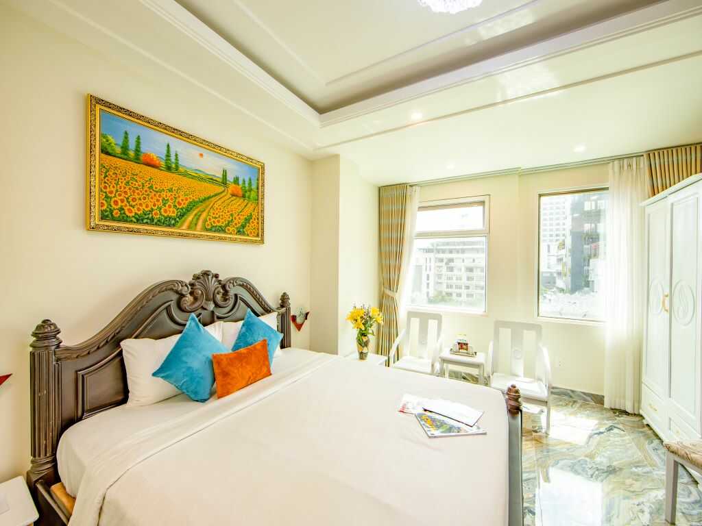 Premier Deluxe Room tại Khách sạn Saigon Hanoi