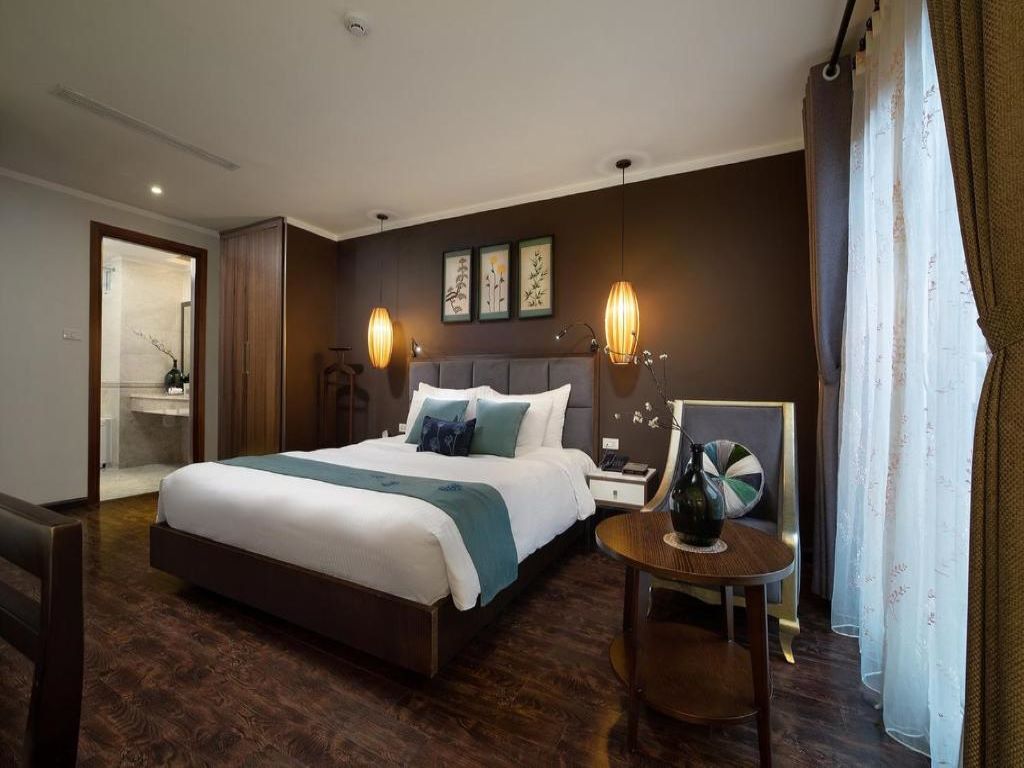 Phòng Junior Suite Double Sạp Hotel By Connek Hanoi