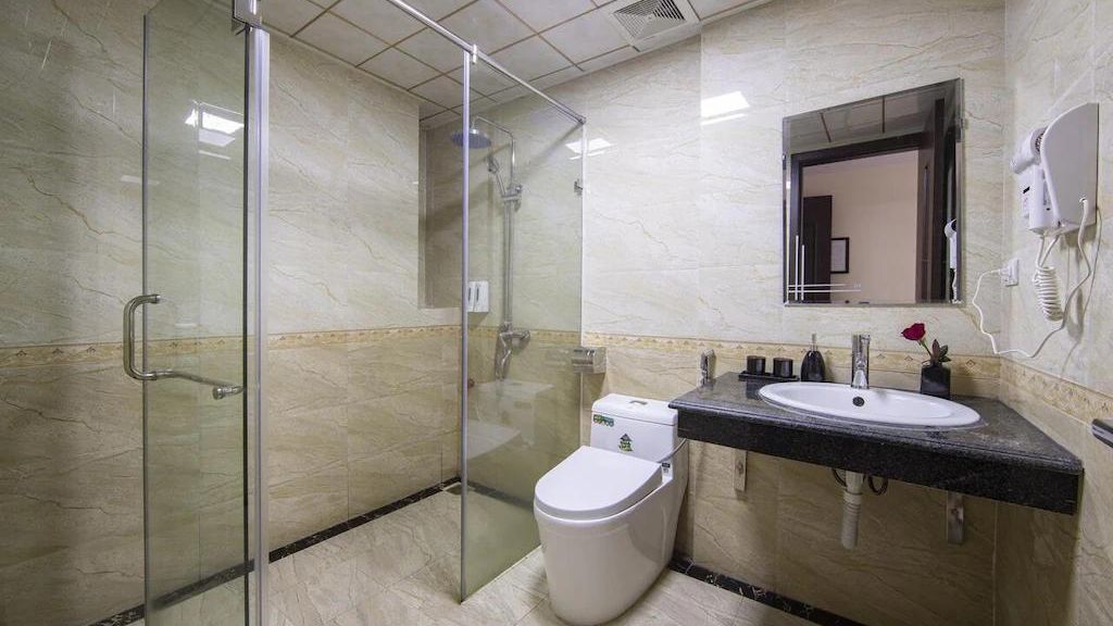 Phòng tắm Executive Room