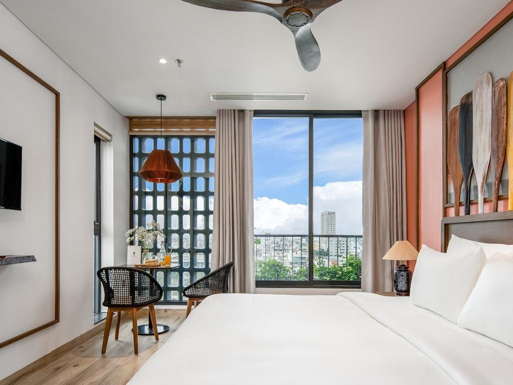 Phòng Deluxe Studio with Cityview tại Seahorse Hotel 3 sao
