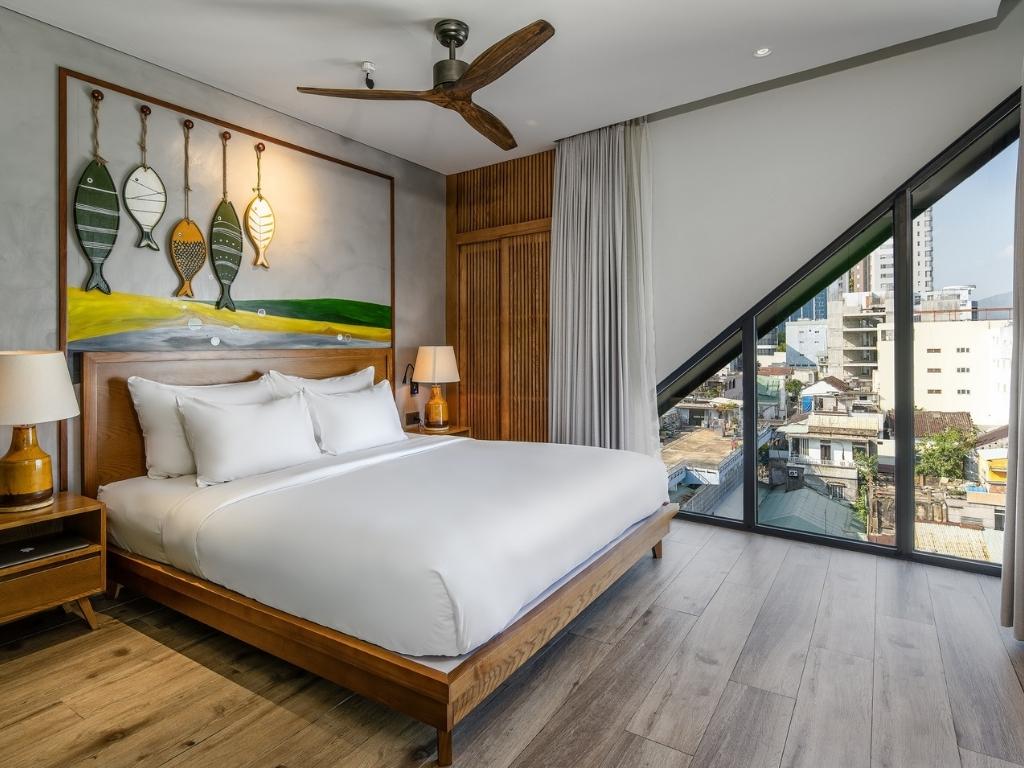 Phòng Deluxe Loft with River view tại Seahorse Hotel Đà Nẵng