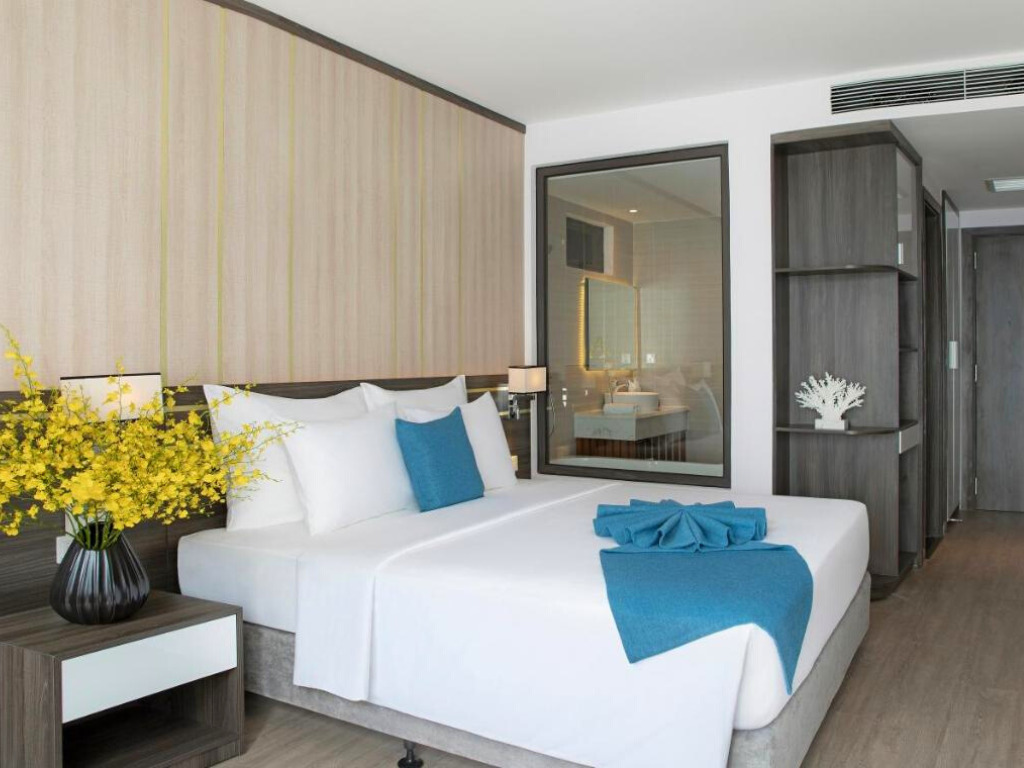 Phòng Senior Deluxe Limit Sea View Double tại khách sạn Seana Nha Trang