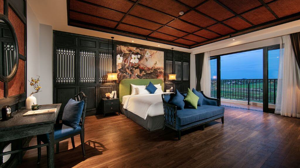 Shining Suite River