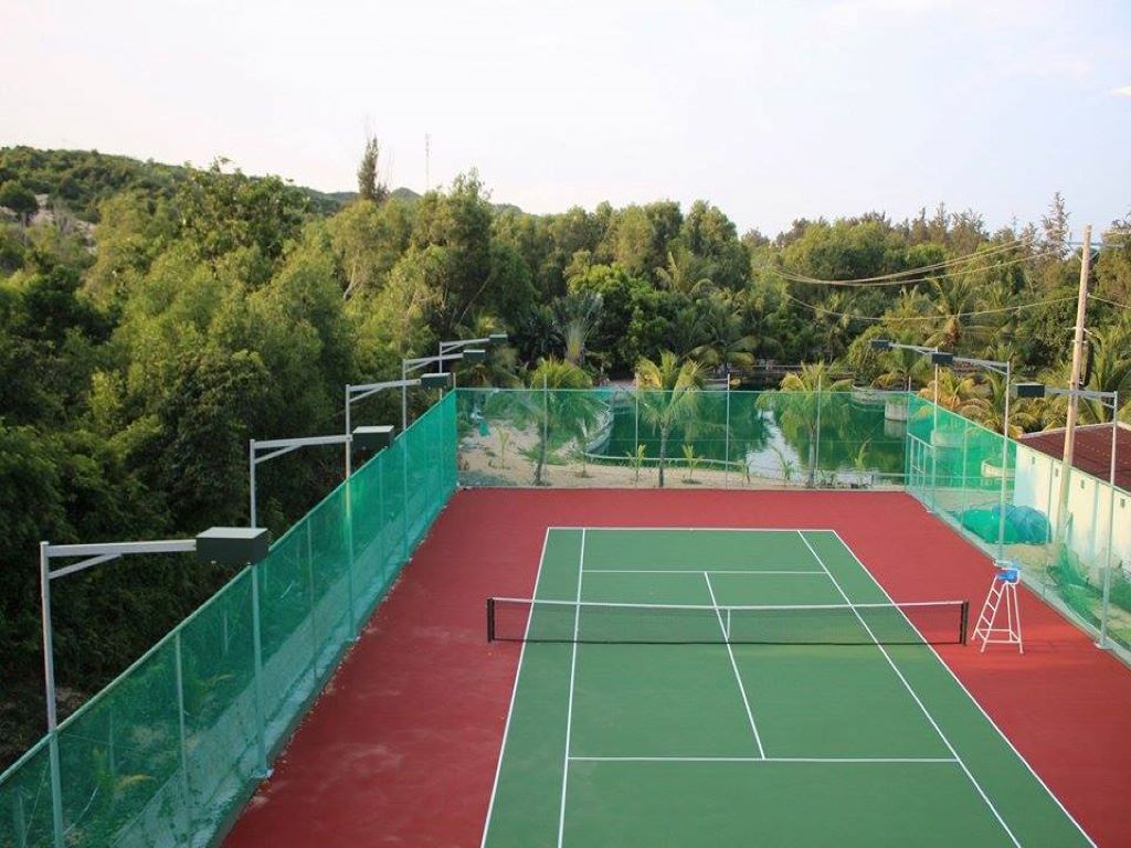 Sân Tennis tại Sonata Resort & Spa 4*