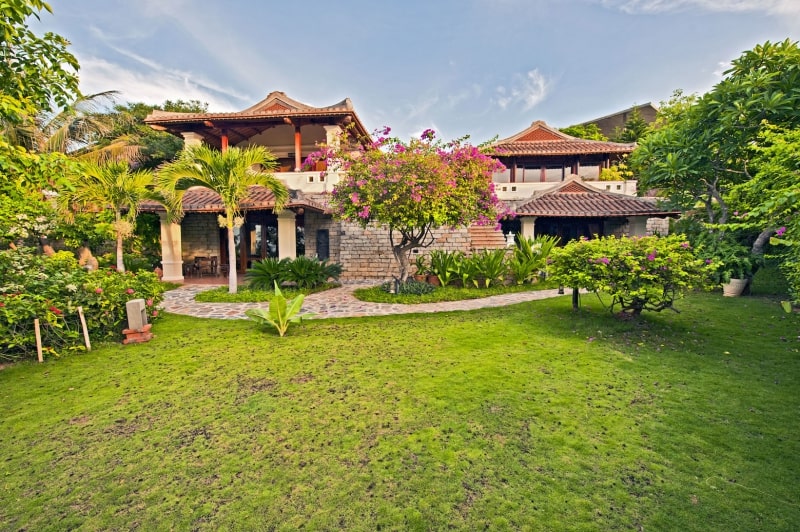 Takalau Residences & Resort