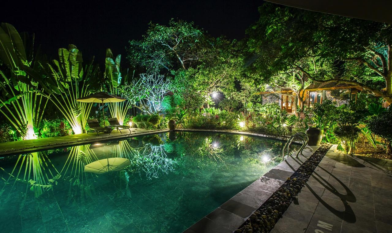 Bể bơi Tam Cốc Garden Resort